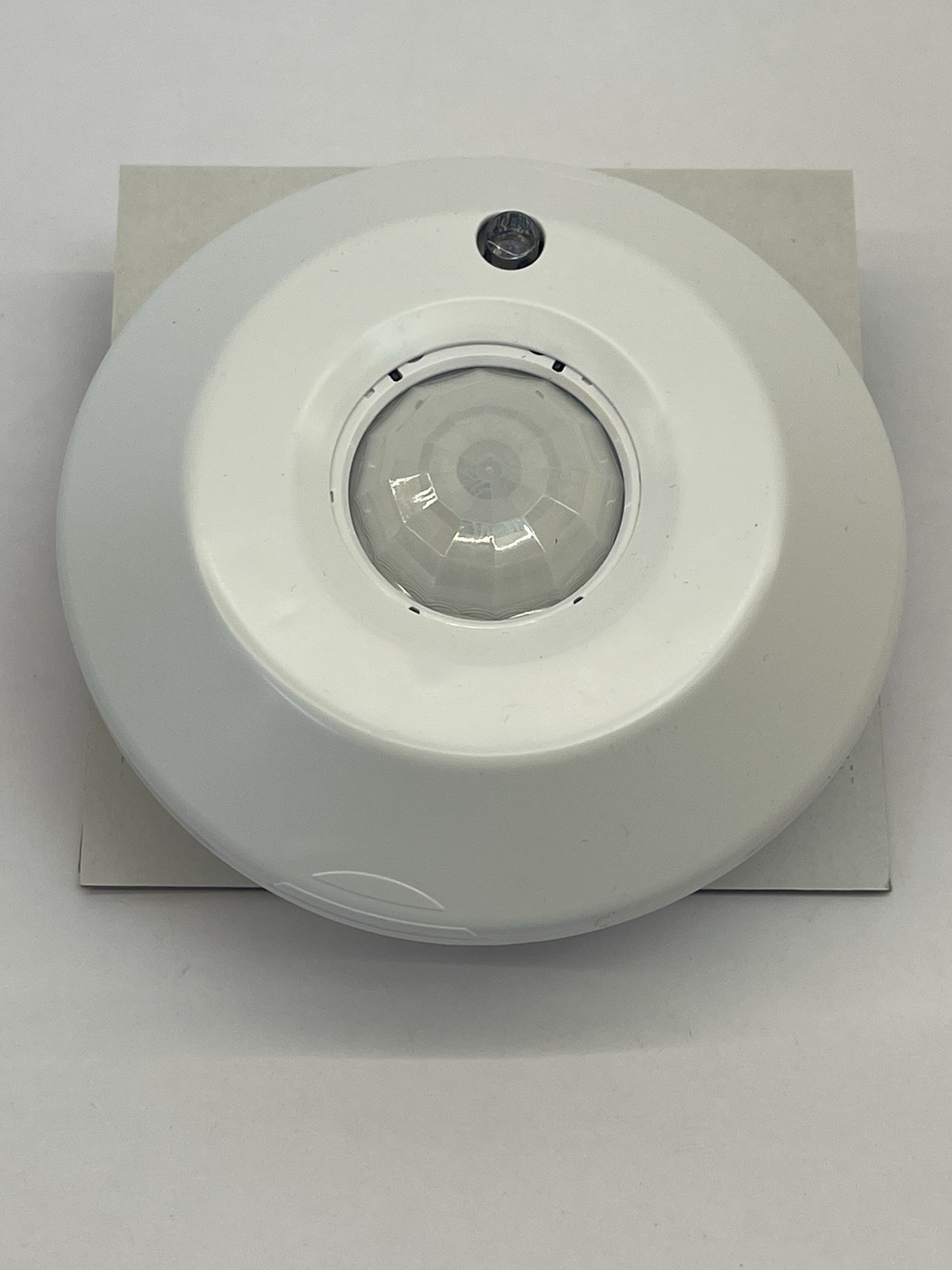 Leviton ProVolt O6C04-IDW 22 DIM Room Controller OCC Sensor O6C04 Pro Volt
