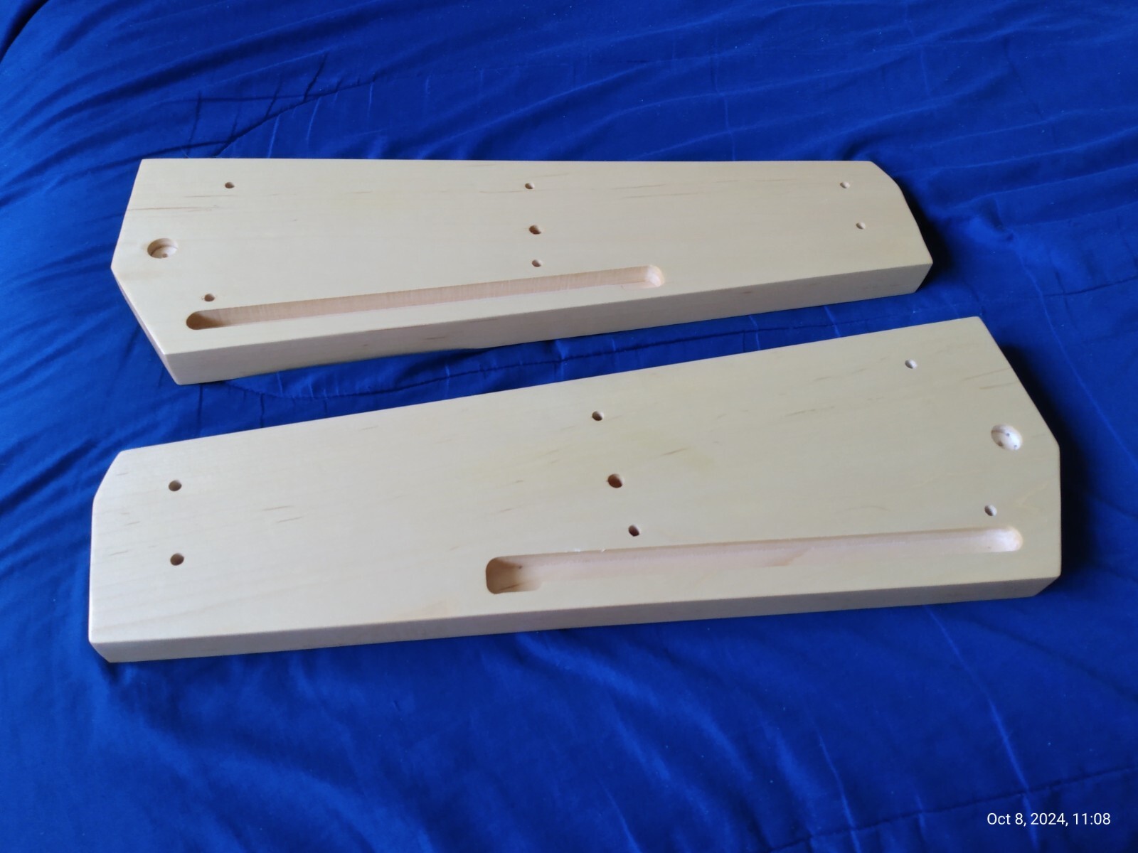 Custom Maple side panels for Yamaha Motif XS8, XF8