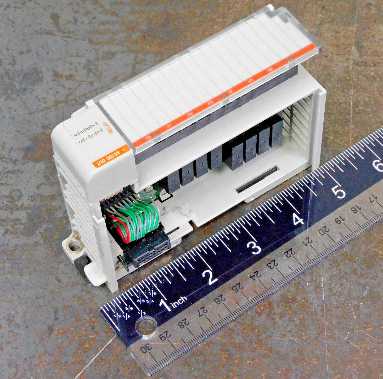 Allen Bradley 1769-OW8 Compact Logix I/O Module 265V AC 125V DC 16 A 4 Point