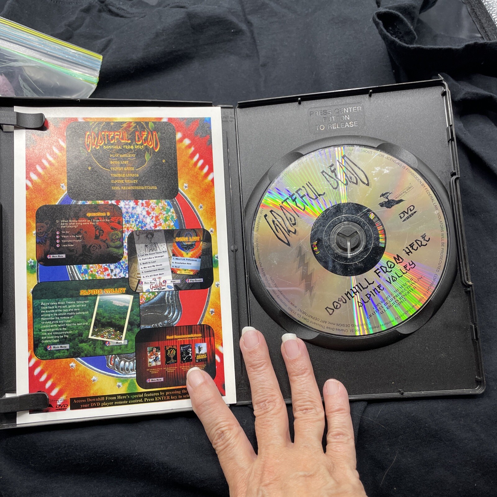 Grateful Dead Tshirt Bear DVD