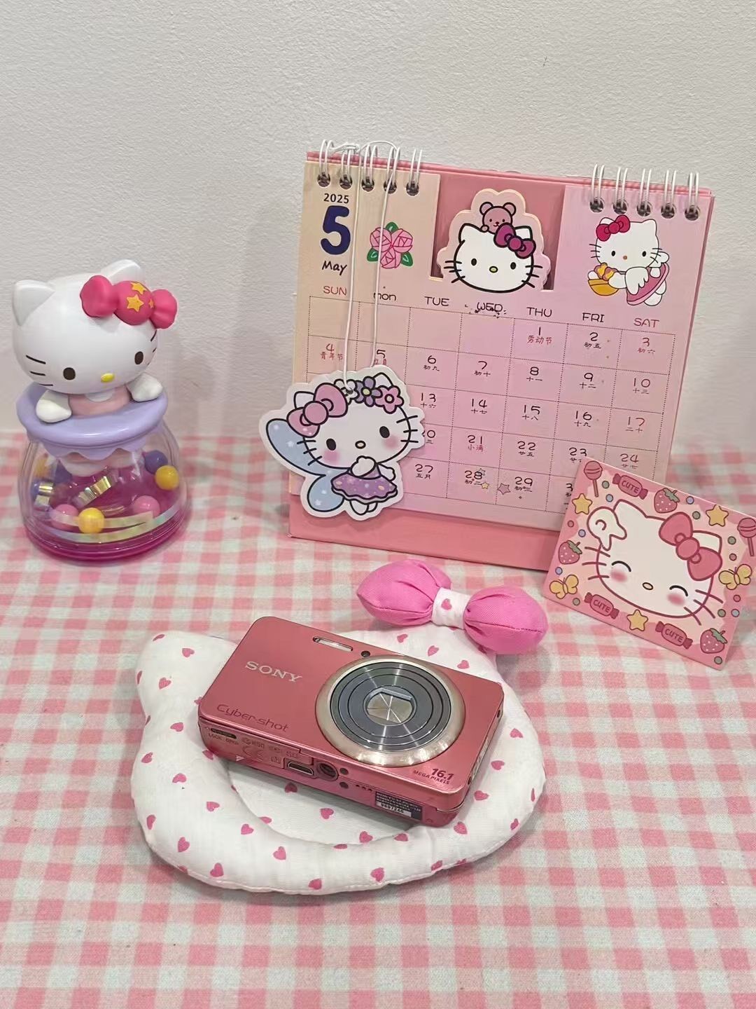 Used Sony Cyber-shot W570 Pink Digital Camera 16.1MP 5x Zoom Compact Point Shoot