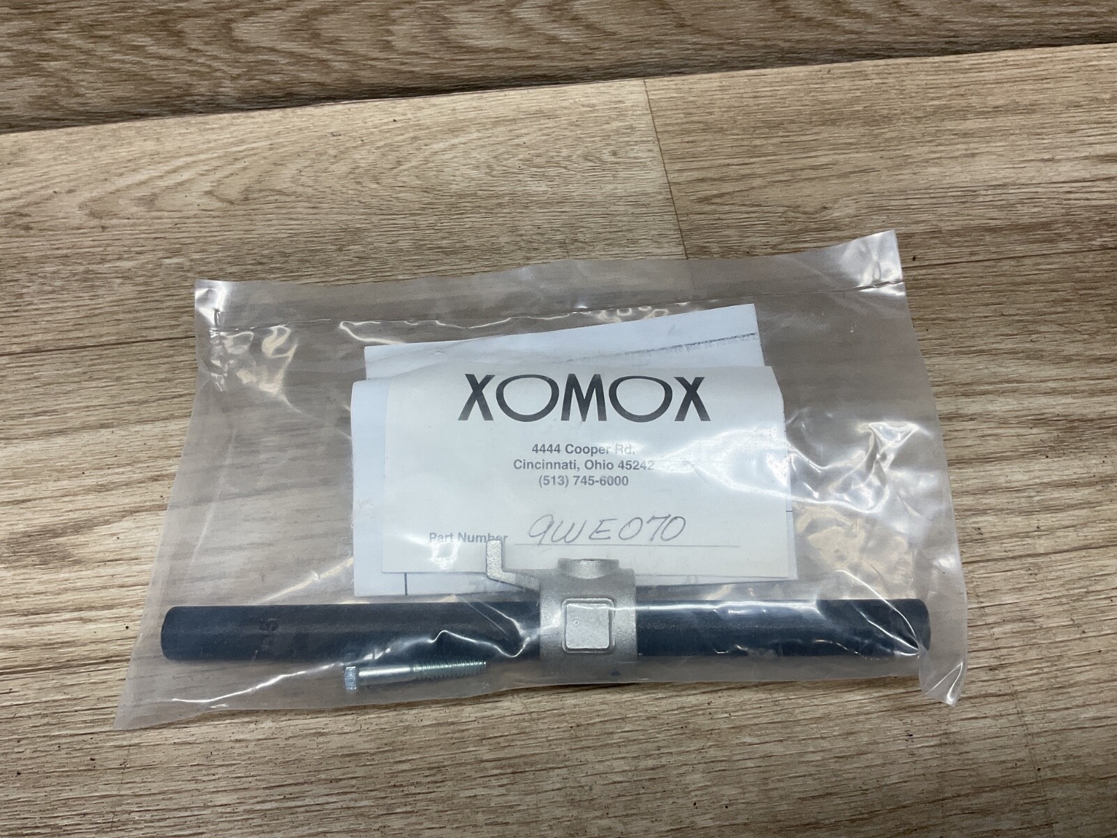 XOMOX 9WE070 HANDLE FOR TUFLINE VALVES #13C27*QC