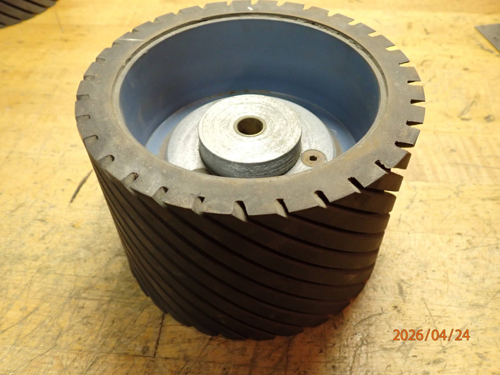 LOT B: CHICAGO RUBBER BELT SANDER GRINDER CONTACT WHEEL
