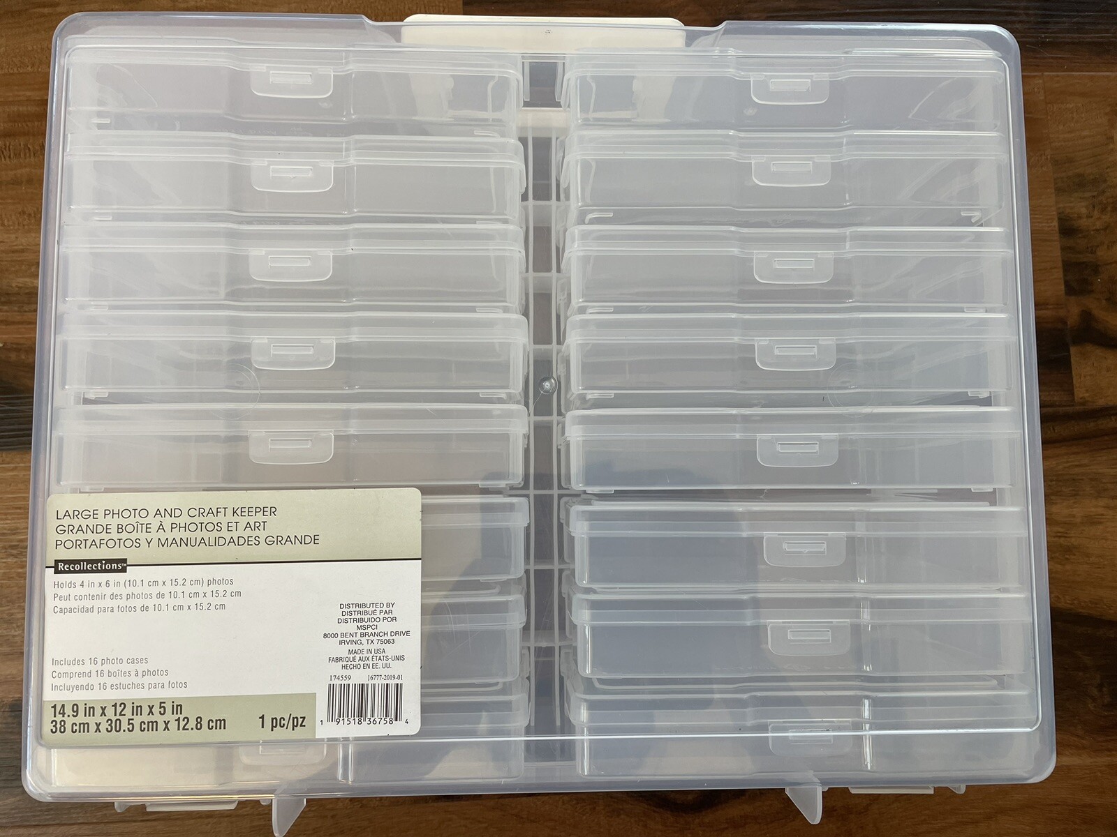 Recollections Craft Keeper Photo Keeper Comes w/16 Individual Cases