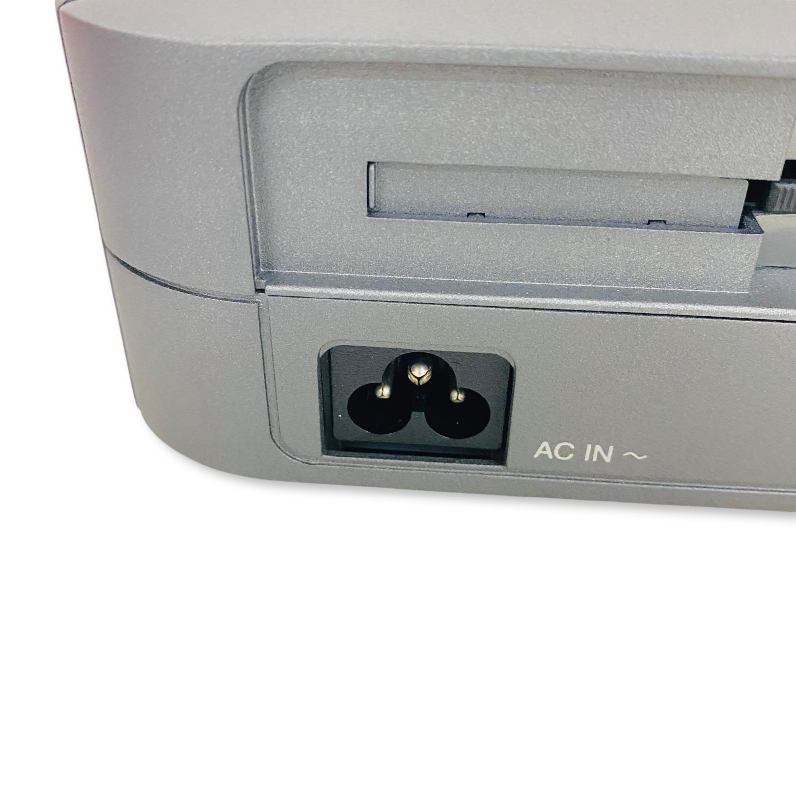 NEC MultiSync LT154 XGA Portable Projector with Remote and Carrying Case