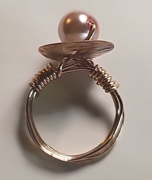 NEW Handmade Wire Wrapped Ring Goldtone Pink Colored Beaded Size 8