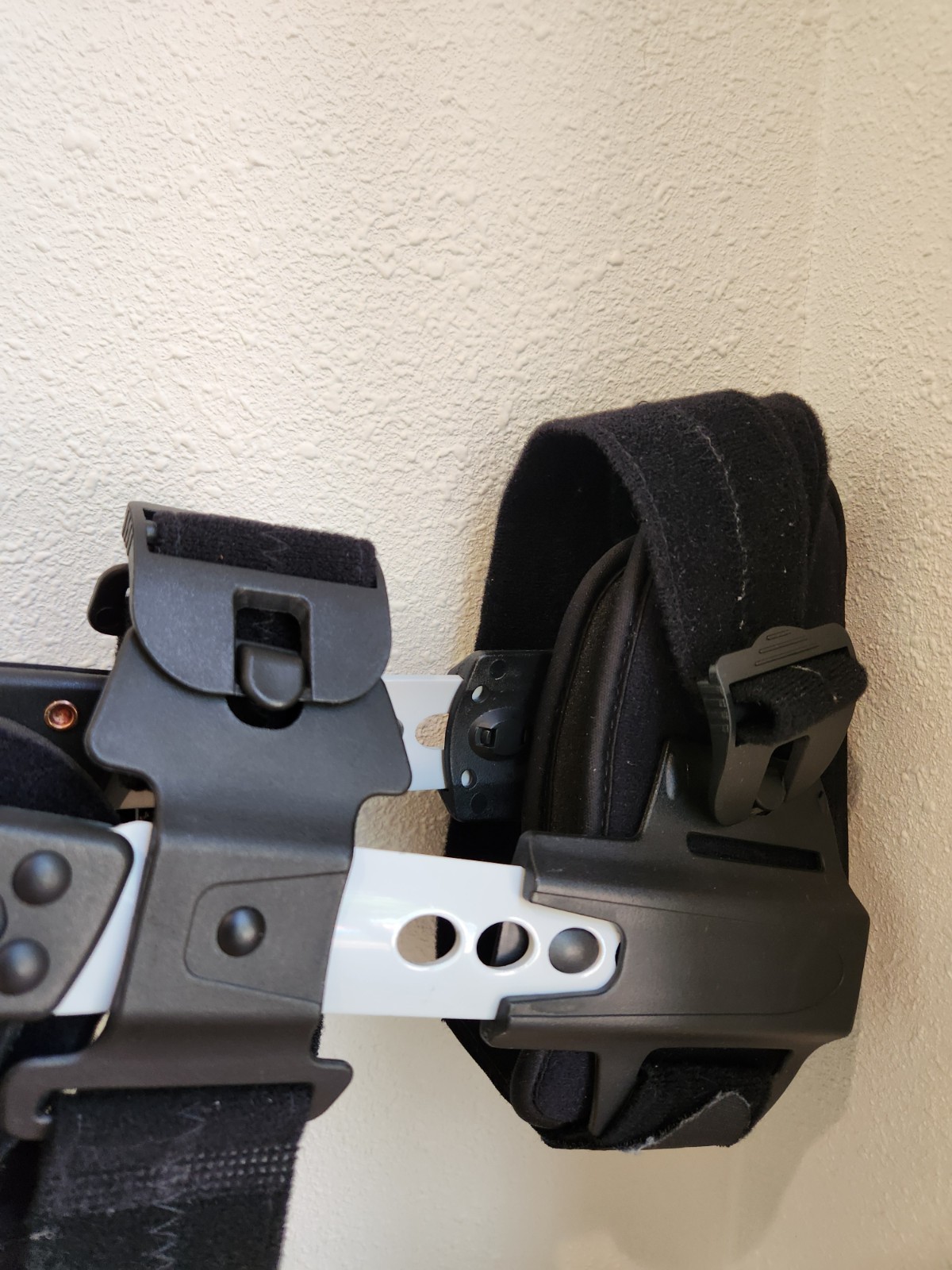 Ovation Medical Adjustable Hinged Knee Brace Stabilization Size