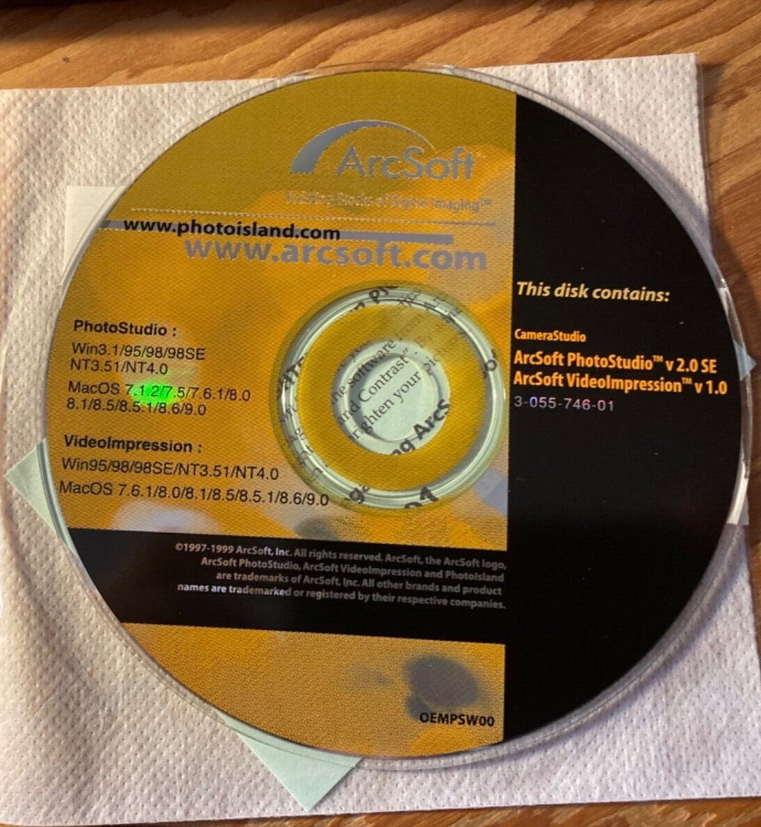 Arcsoft Photo Studio Suite, Computer Cd V2.0 SE Win95 PC MAC, Graphic Design