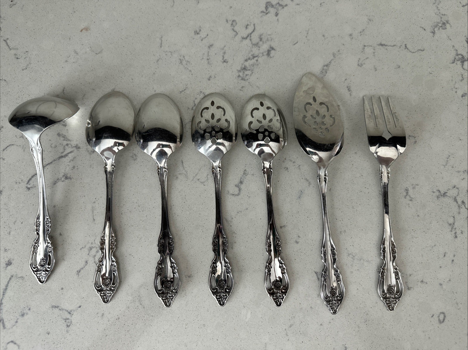 Oneida BRAHMS Community Stainless Flatware & Serving/Hostess 88 Pieces