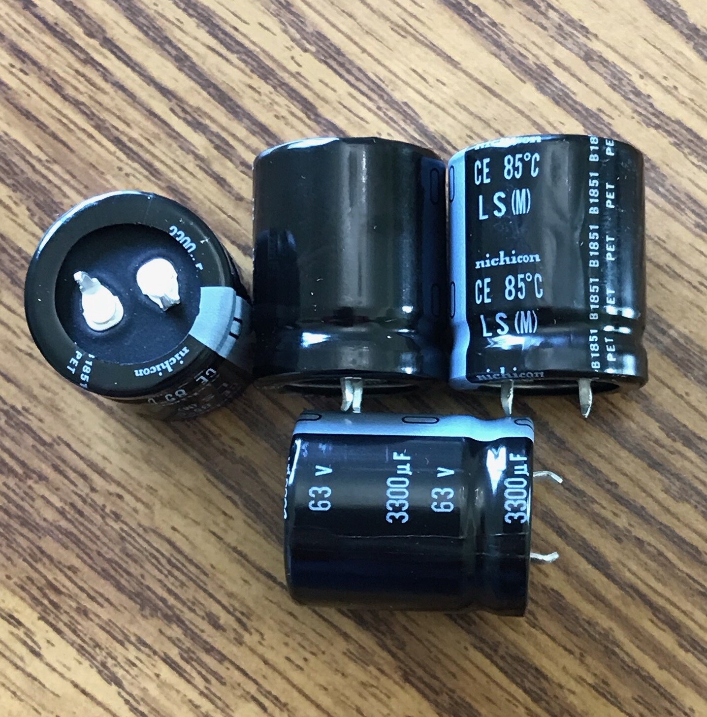 CARVER M-200 & TFM Series Amp 3300uf, 63V High Rail Capacitors