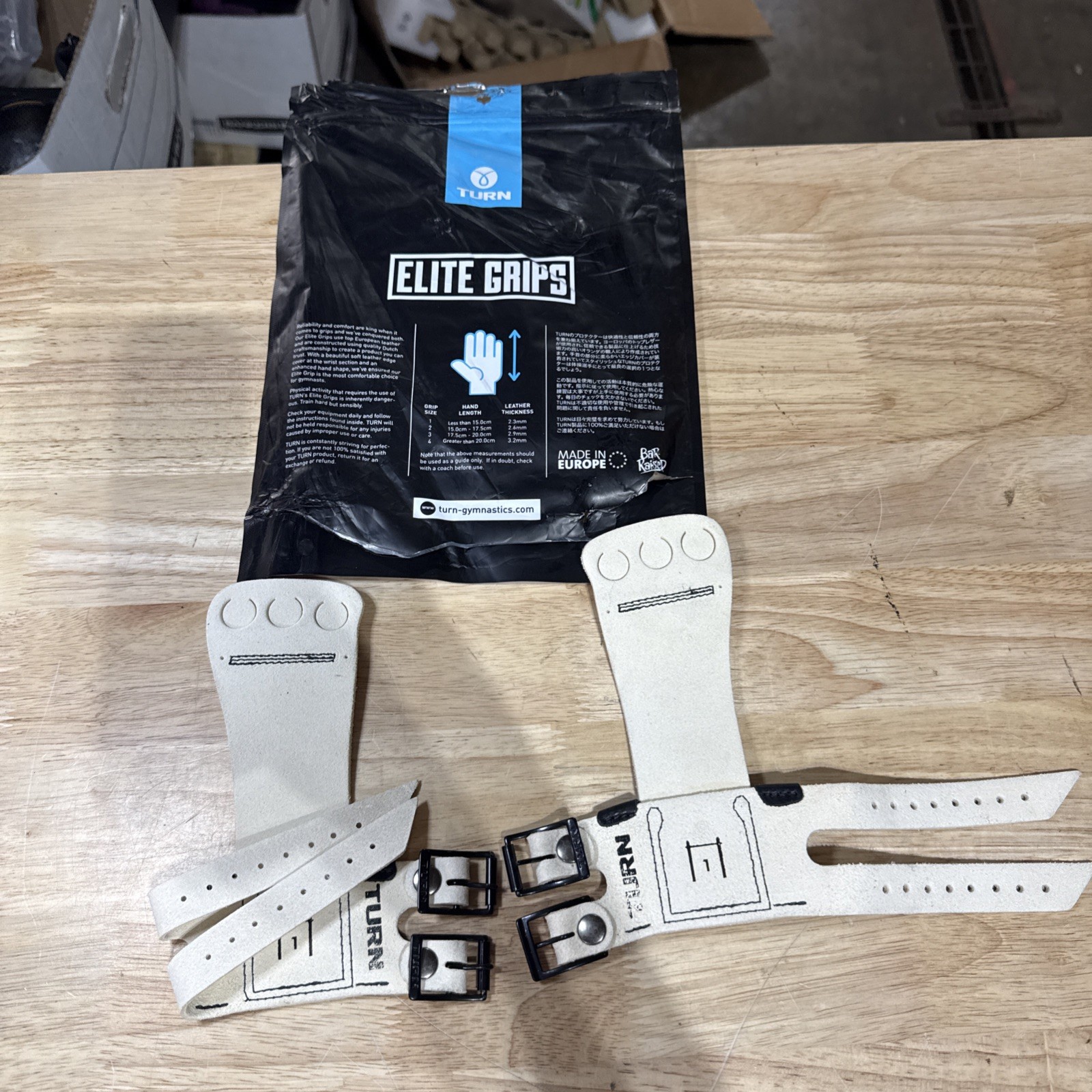 TURN GYMNASTICS HIGH BAR ELITE BUCKLED GRIPS Size 1 NEW READ