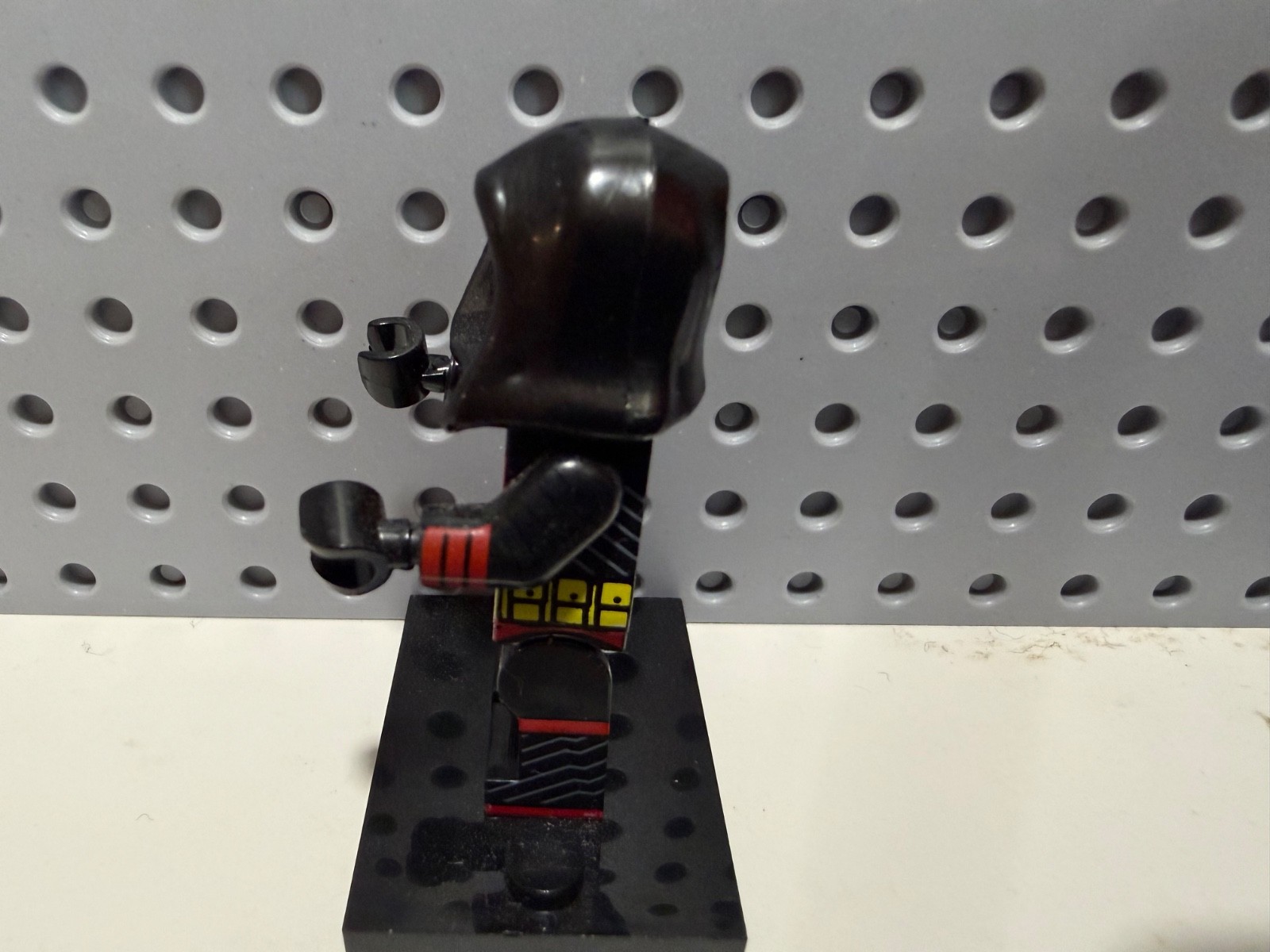 LEGO DC Super Heroes Robin Damian Wayne Custom Minifigure