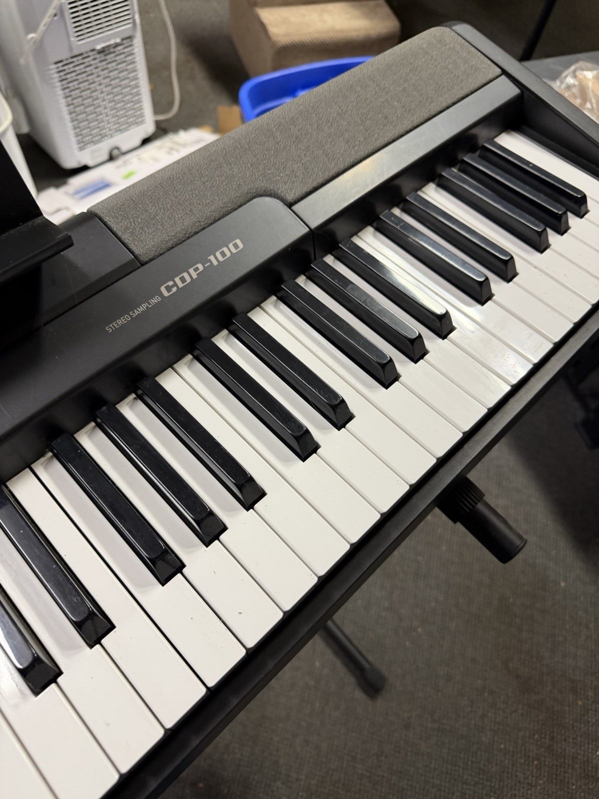 Casio CDP-100 88-Key Digital Piano Stereo Sampling Black w/ Stand