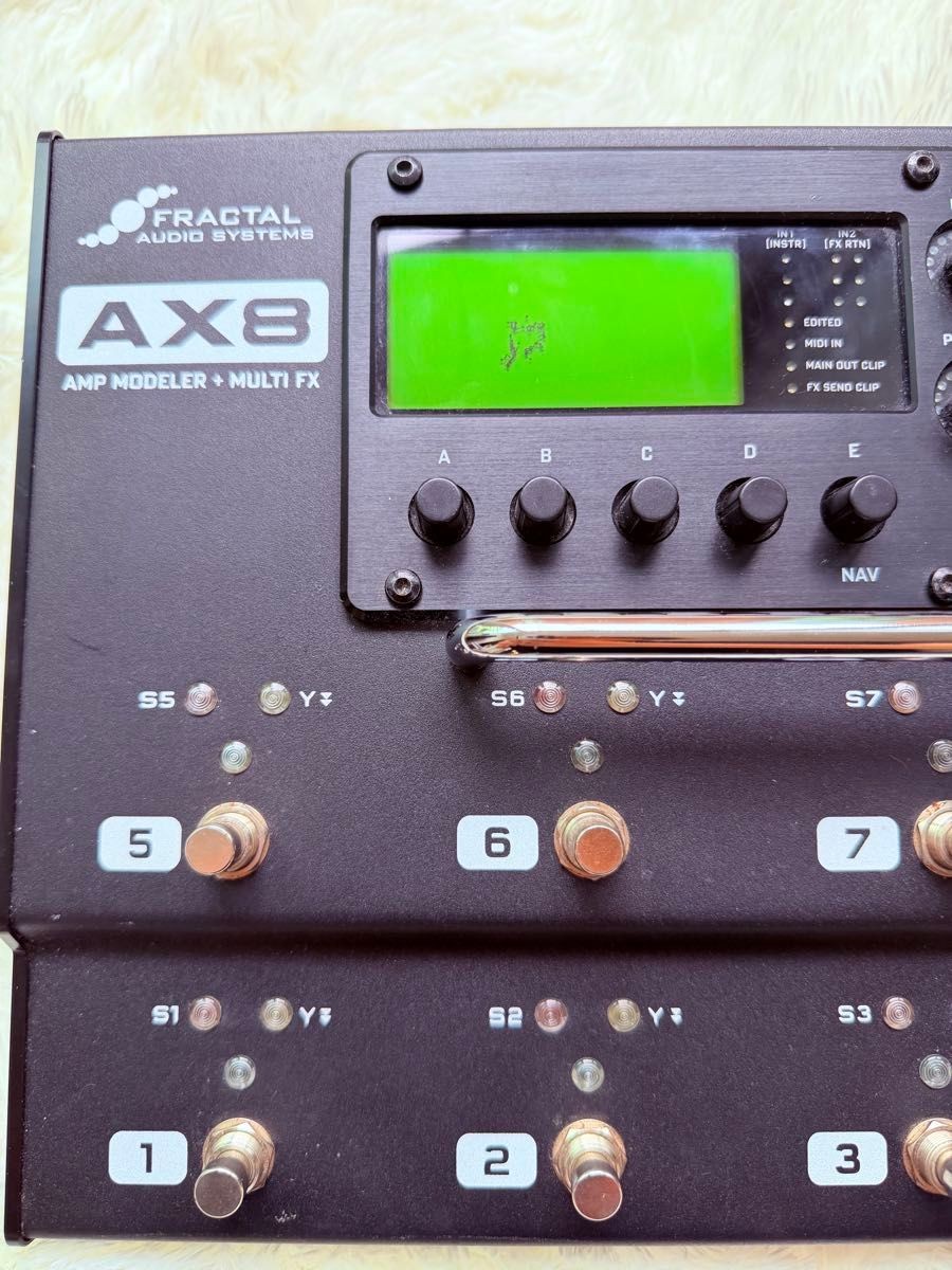 Fractal Audio Systems AX8 Amp Modeler Multi Effects Processor Body Only Japan