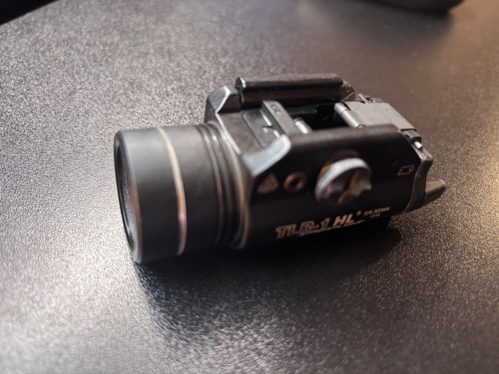 STREAMLIGHT TLR-1 HL PISTOL WEAPON LIGHT RAIL MOUNT CR123A