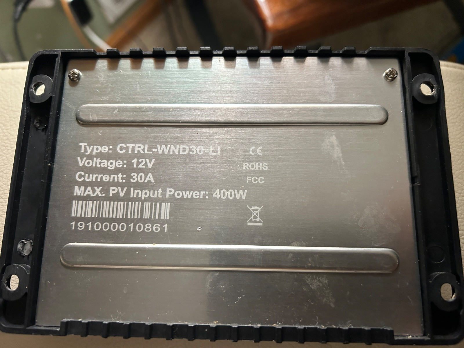 Wanderer Li 30A 12V PWM Solar Charge Controller with Bluetooth Temp Sensor