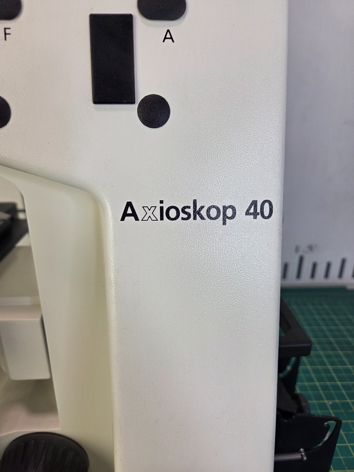 Zeiss Axioskop 40 Trinocular Microscope