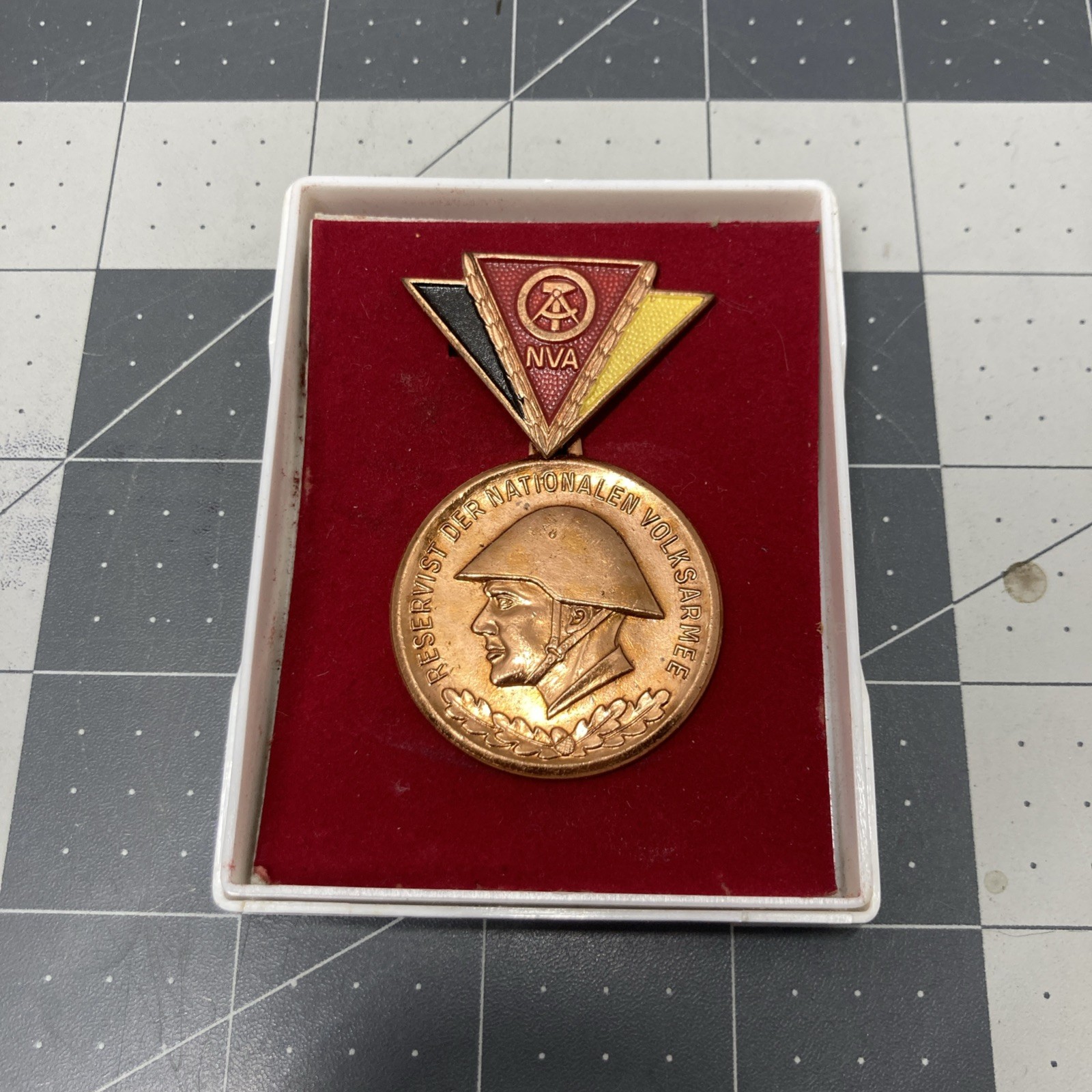 Reservist Der Nationalen Volksarmee Reserve National People Army NVA DDR medal
