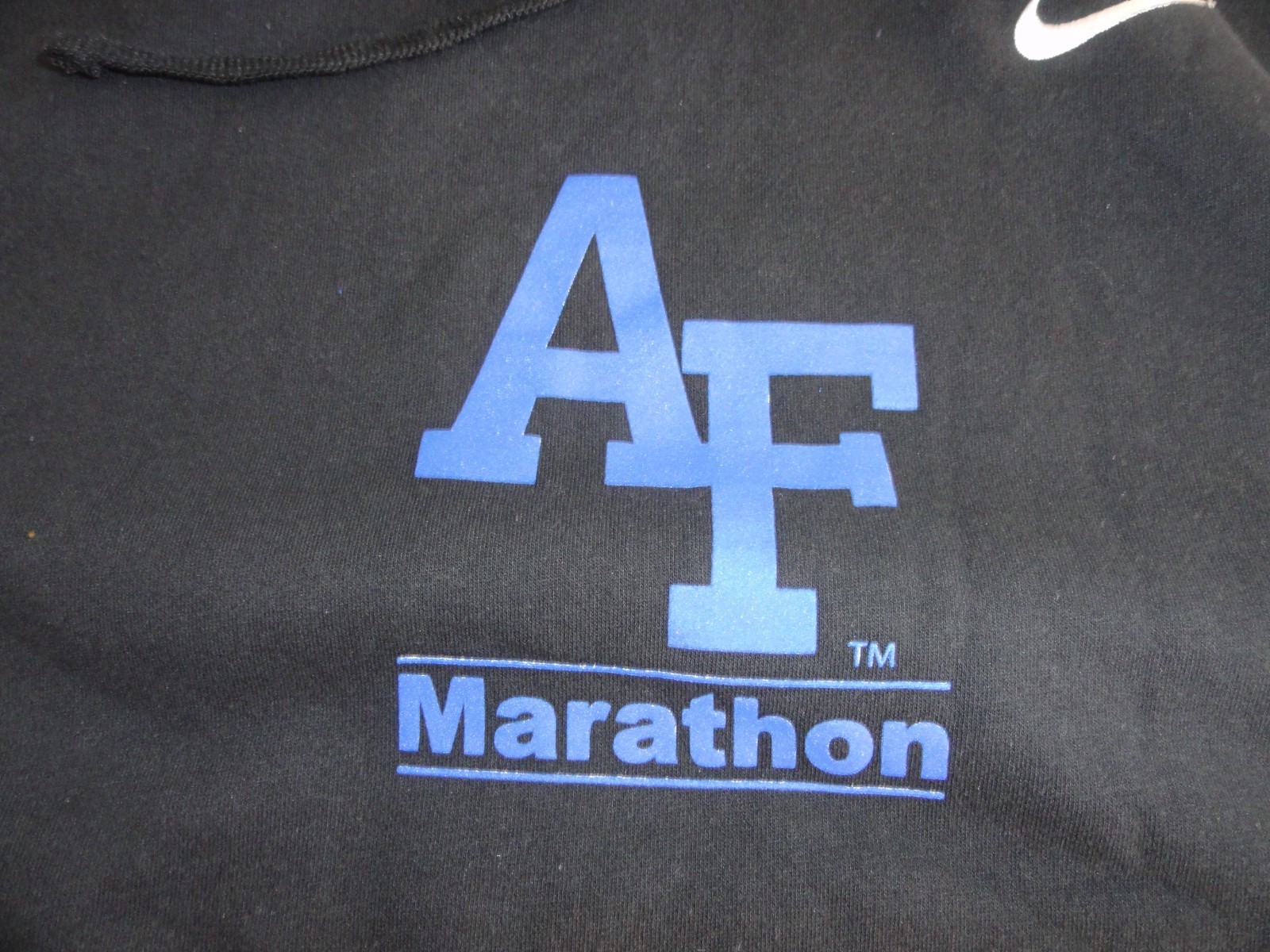 NIKE USAF USAFA AIR FORCE MARATHON PULLOVER ATHLETIC HOODIE SWEATER MEDIUM
