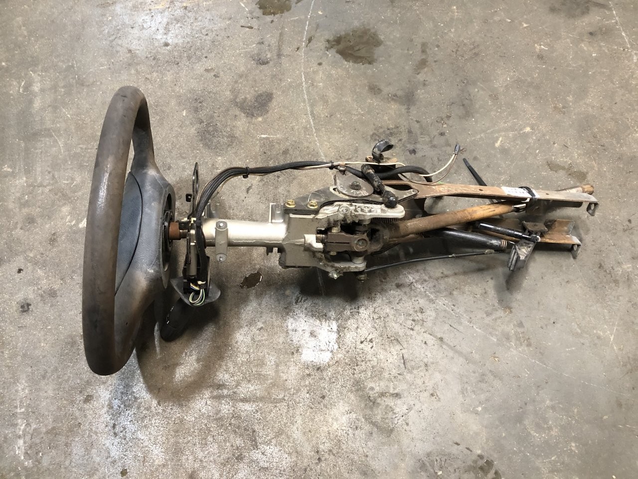 2007-2020 Kenworth T660 Steering Column - Used
