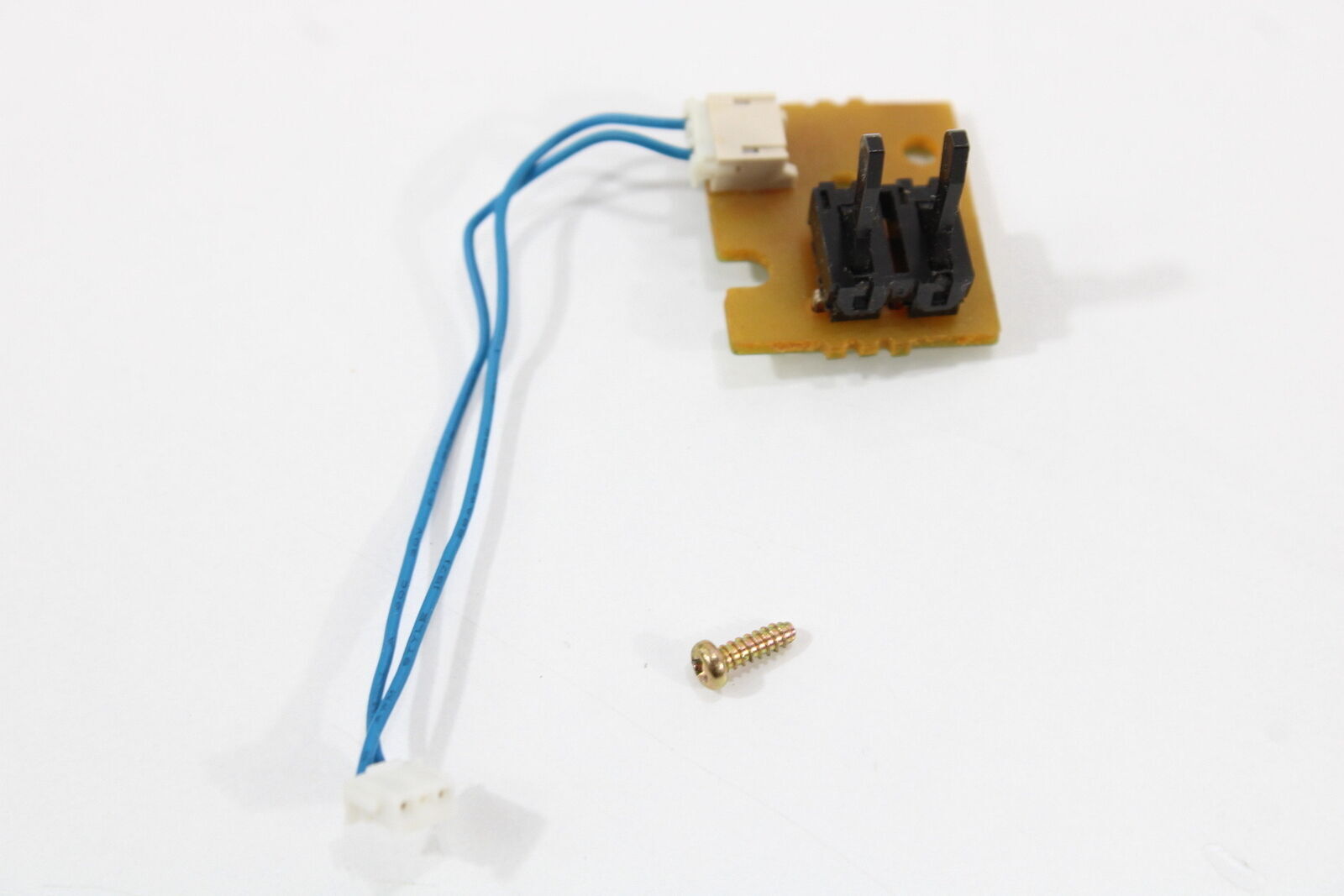 Nintendo GameCube OEM Door Lid Switch Replacement Part DOL 001 101 GC GCN