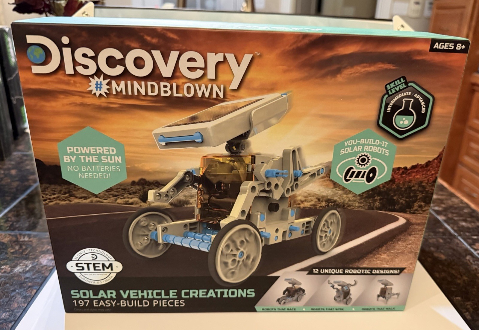 DISCOVERY Mindblown Solar Vechicle Creations Robotic Build Toy - STEM
