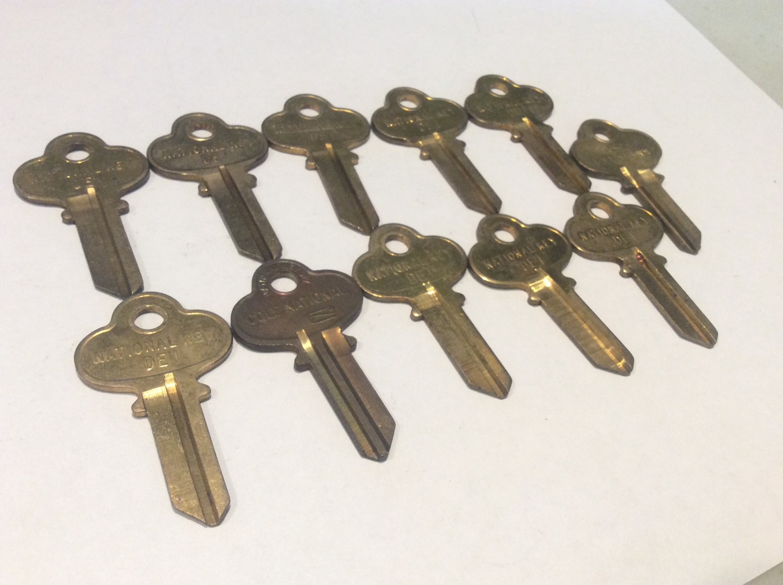 National brand  DE1 Kywy, Key Blanks, Set of 11 - Locksmith