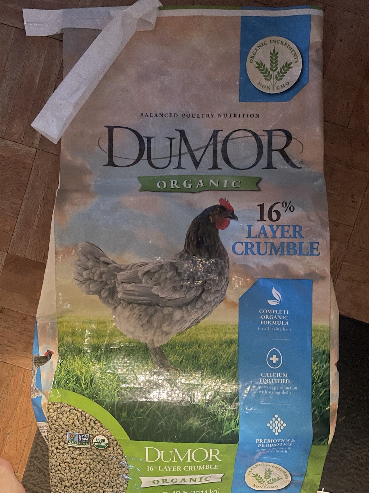 Qty. 8 Chicken Feed Bag Plastic 50 Pound Craft Repurpose #50 #40