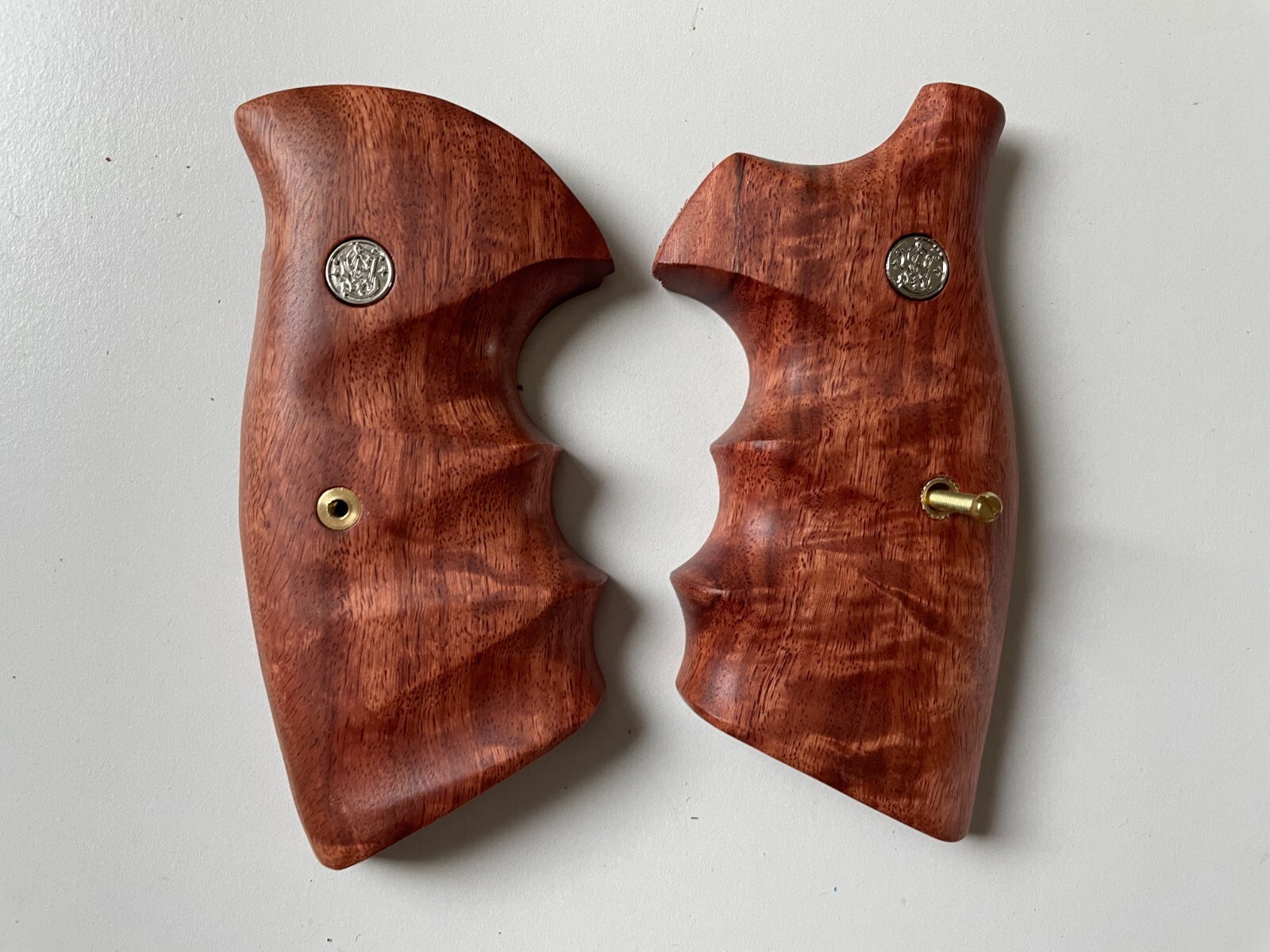 Grip For S&W K/L Frame Square Butt Smooth finger&Opened Back Hard Wood Handmade