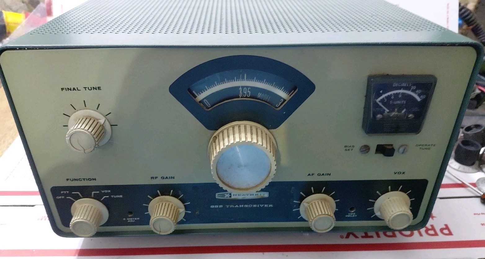 Heathkit HW-12 Transceiver Untested . 80 meter Band. Estate Item Pth