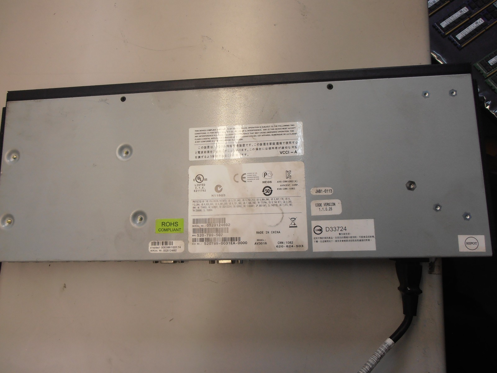 16 Port Avocent Autoview AV3016-001 Digital KVM Switch Single PSU Rack Mount