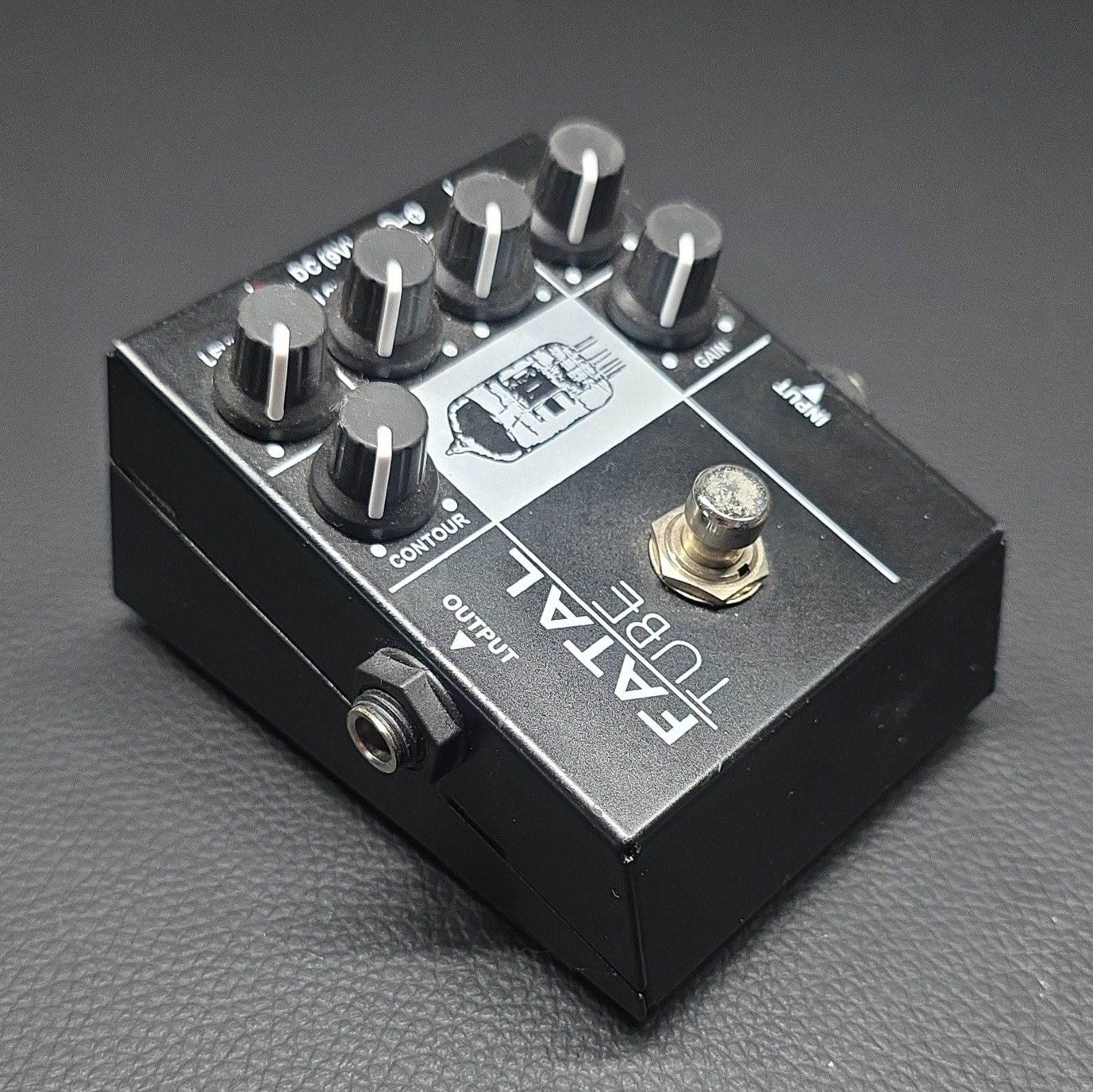 AMT Fatal Tube Analog Distortion/Overdrive Pedal for Electric & Bass Guitar