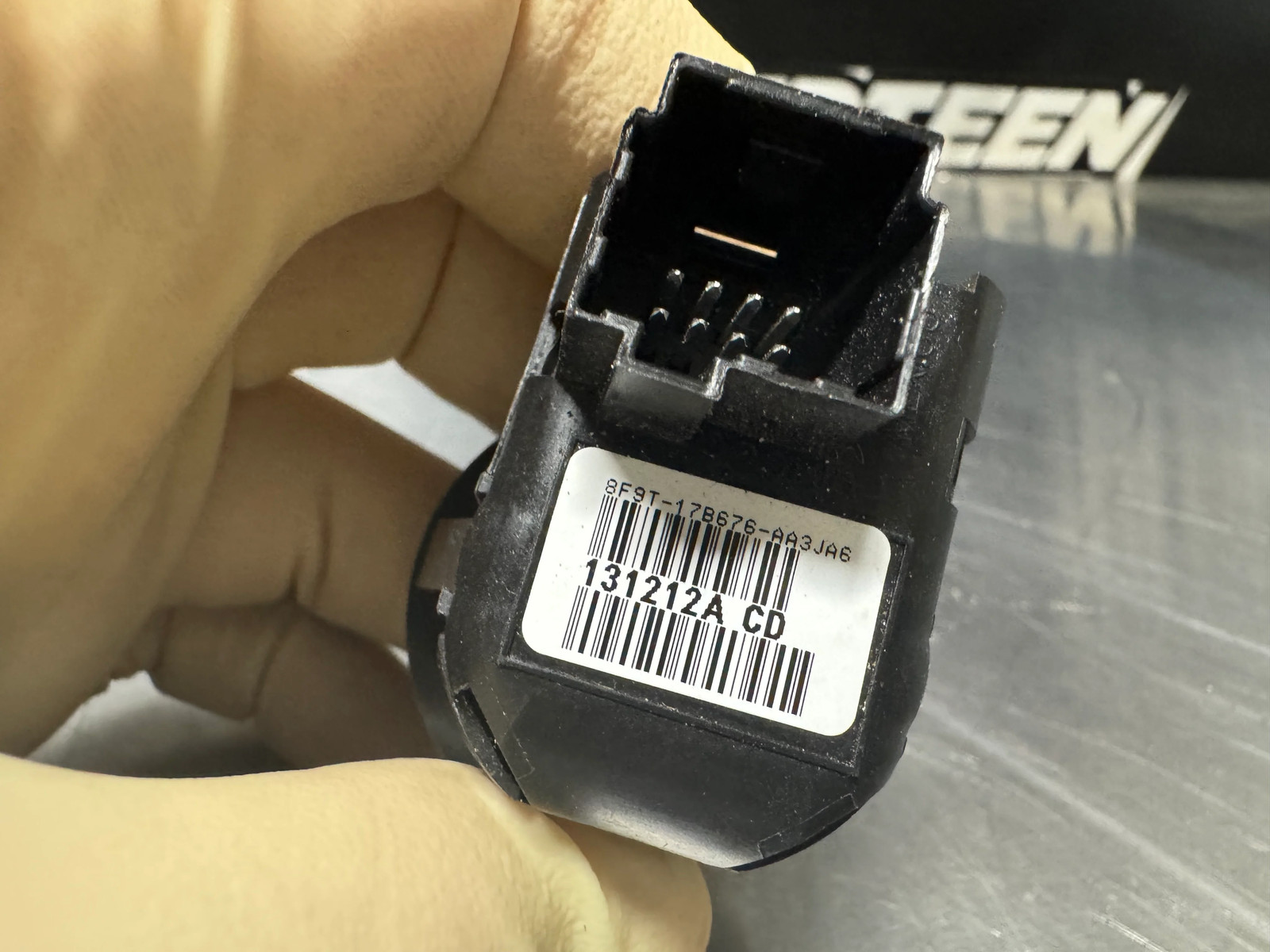 10-14 FORD MUSTANG POWER MIRROR SWITCH OEM #N84