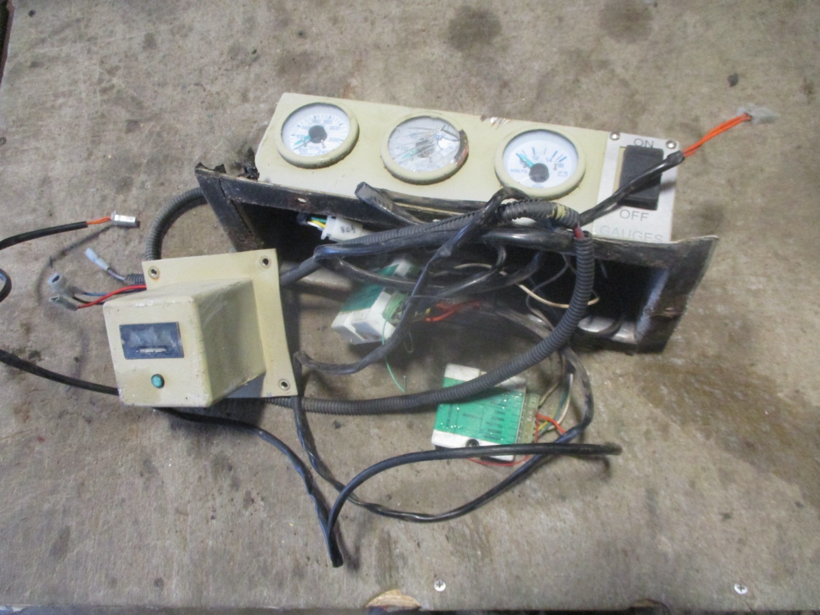 Used External Gauge Set-UFIX for Cummins/Onan 7.5kw Diesel Generator 7.5HDKAT