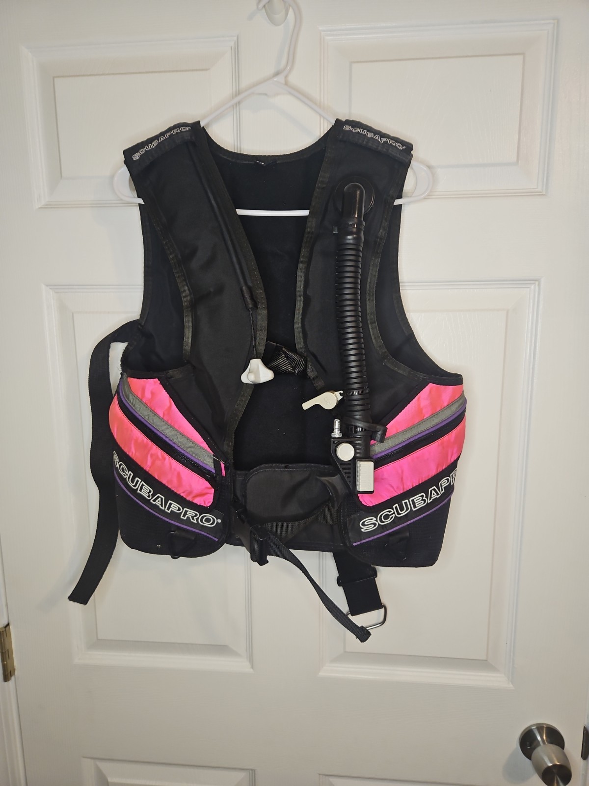 Scubapro Bella S Ladies BCD great shape BPI scuba diving barely used