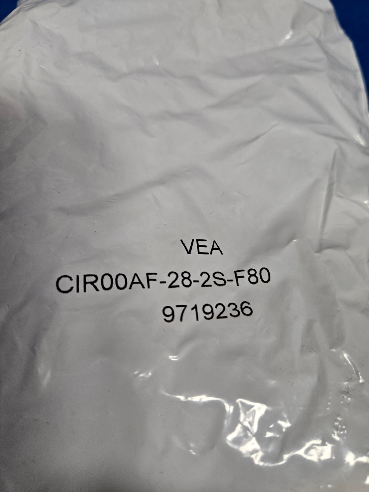 New VEAM Connector CIR00AF-28-2S-F80 Quarter Turn Female