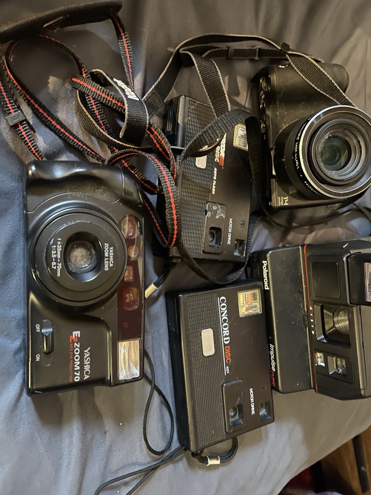 Lot Of 5  Cameras Sykkor,Concord ,Kodak,yashica Polaroid. For Parts Only