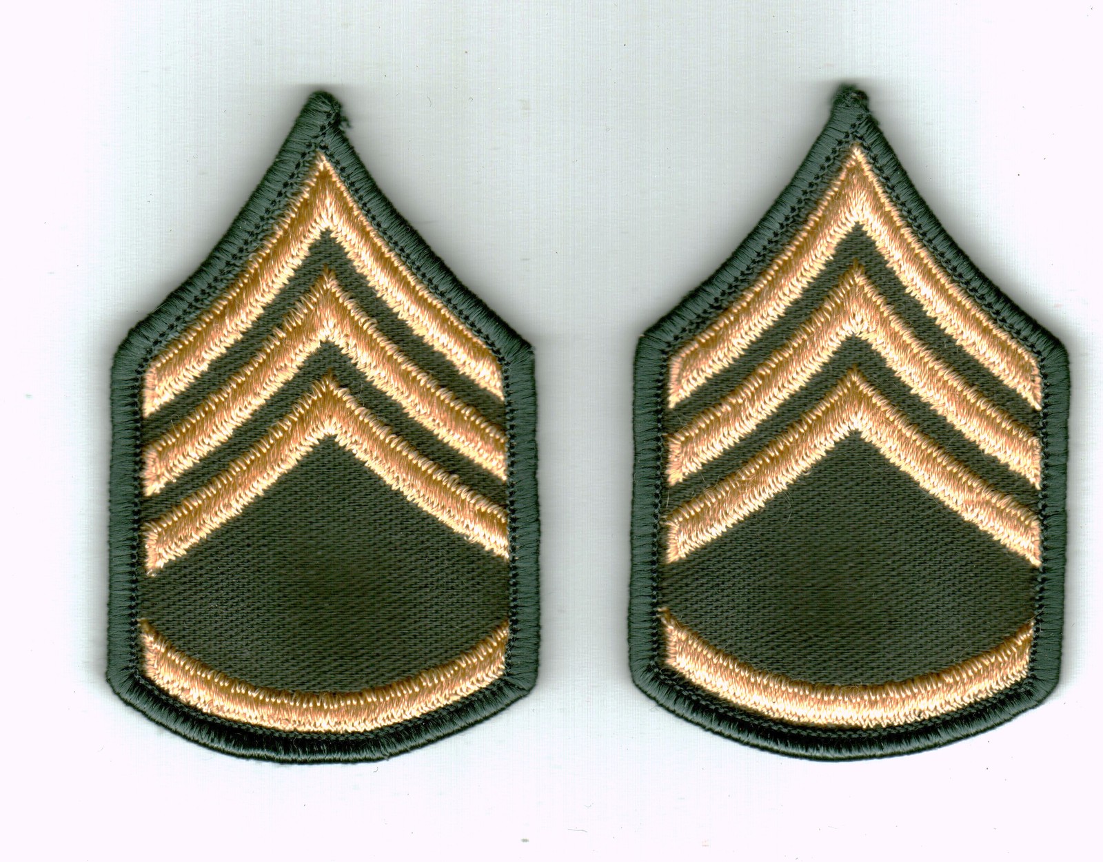 ARMY FEMALE WAC STAFF SERGEANT CHEVRONS GOLD ON GREEN PAIR SMALL SIZE