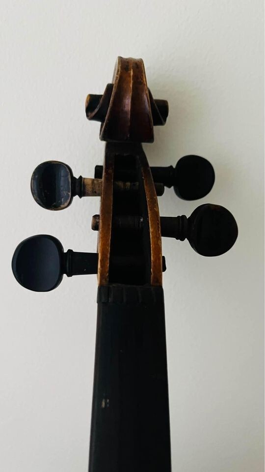 Old Violin Labeled Carl Vulzar