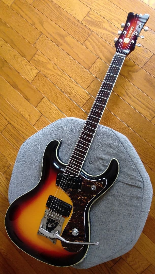 Mosrite Super Custom 63 Black Cloud Set Neck