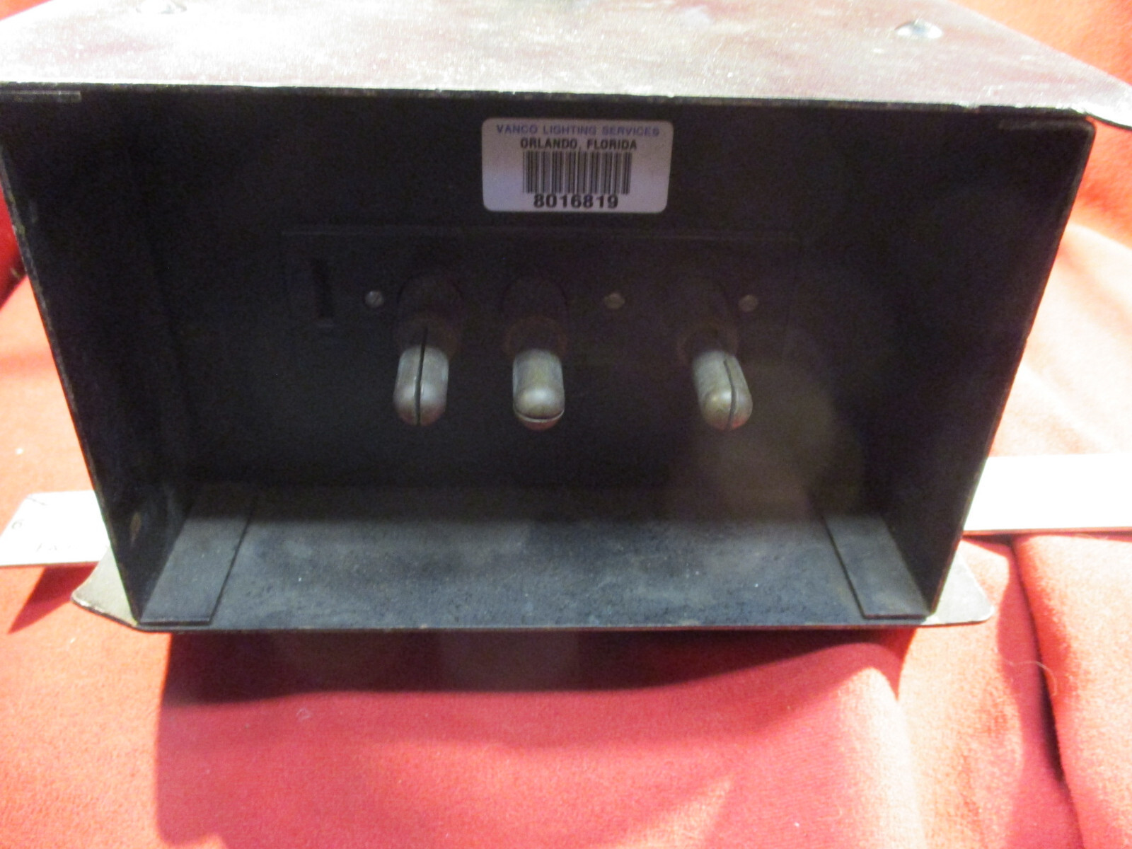 Union Connector #60DB-620GP 60a Stage pin distribution lunch box USED