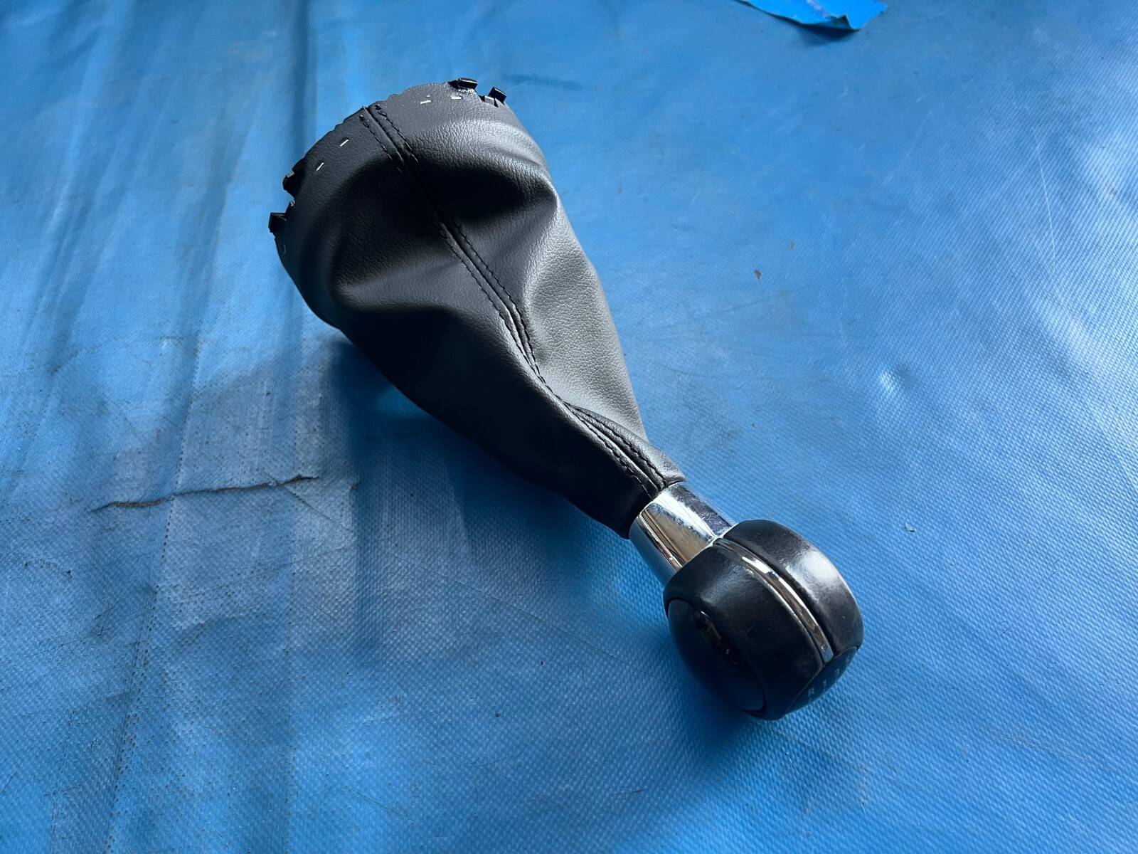 BMW Mini One/Cooper/S Gear Stick & Gaiter (7641999) F54/F55/F56/F57/F60
