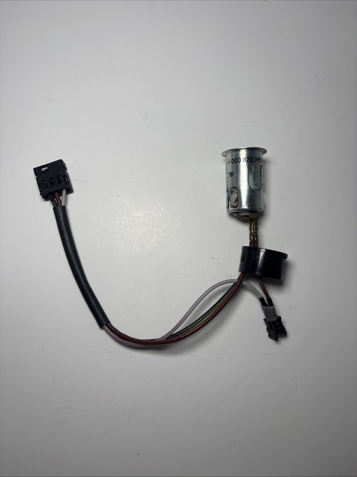 Mercedes-Benz Dashboard Cigar Lighter - 000-820-09-53 - OEM - 0008200953