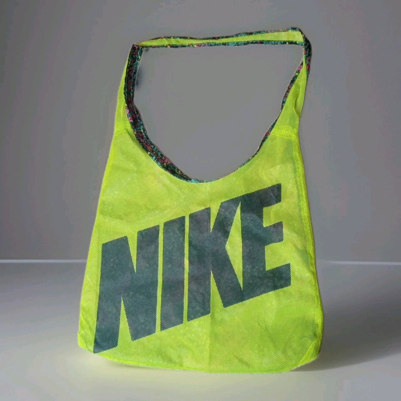 Nike Reversible Neon Yellow Floral Mesh Bag Tote Gym Travel Pool Beach Usa Vtg