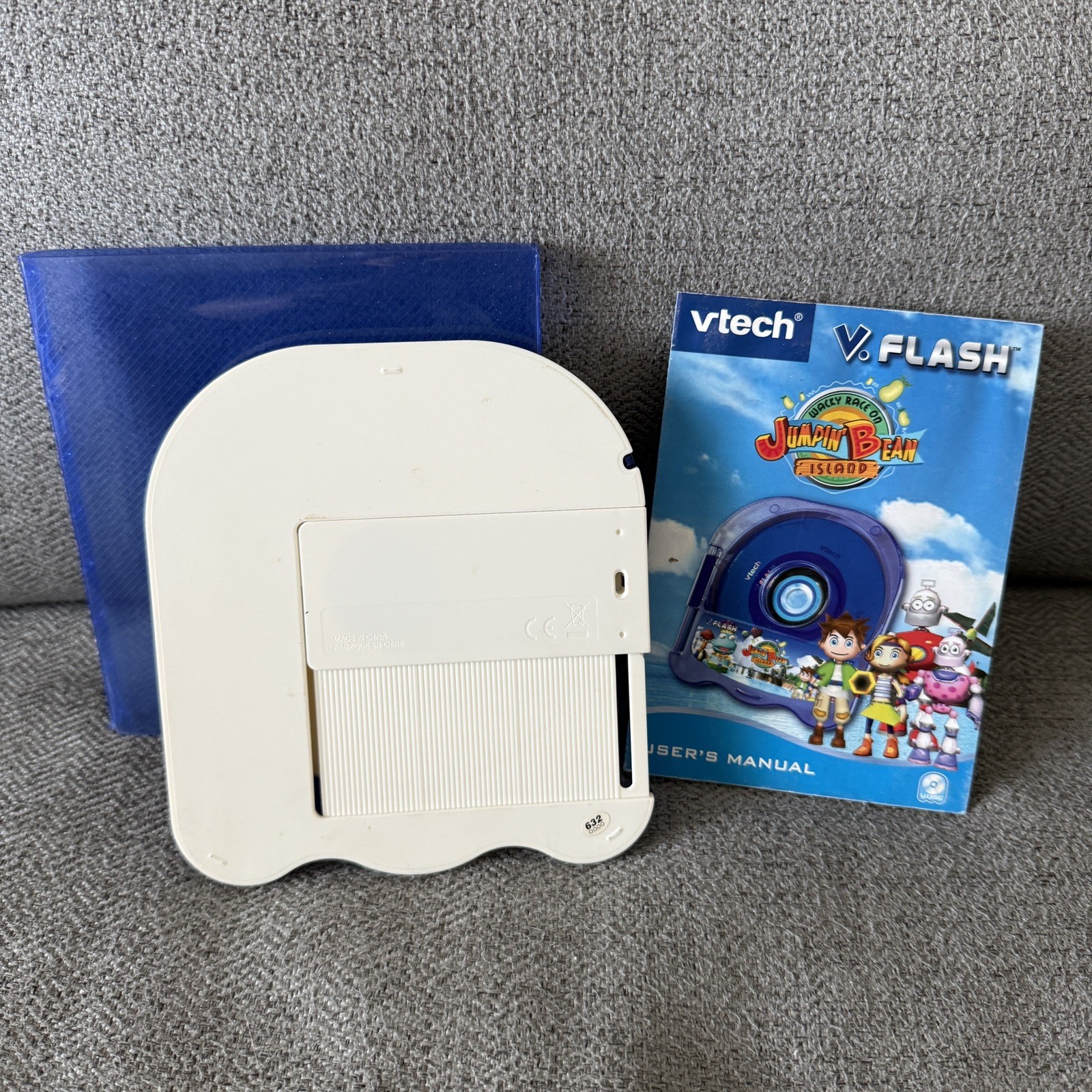 VTech V.Flash Wacky Race On Jumping Bean Island Educational Video Game