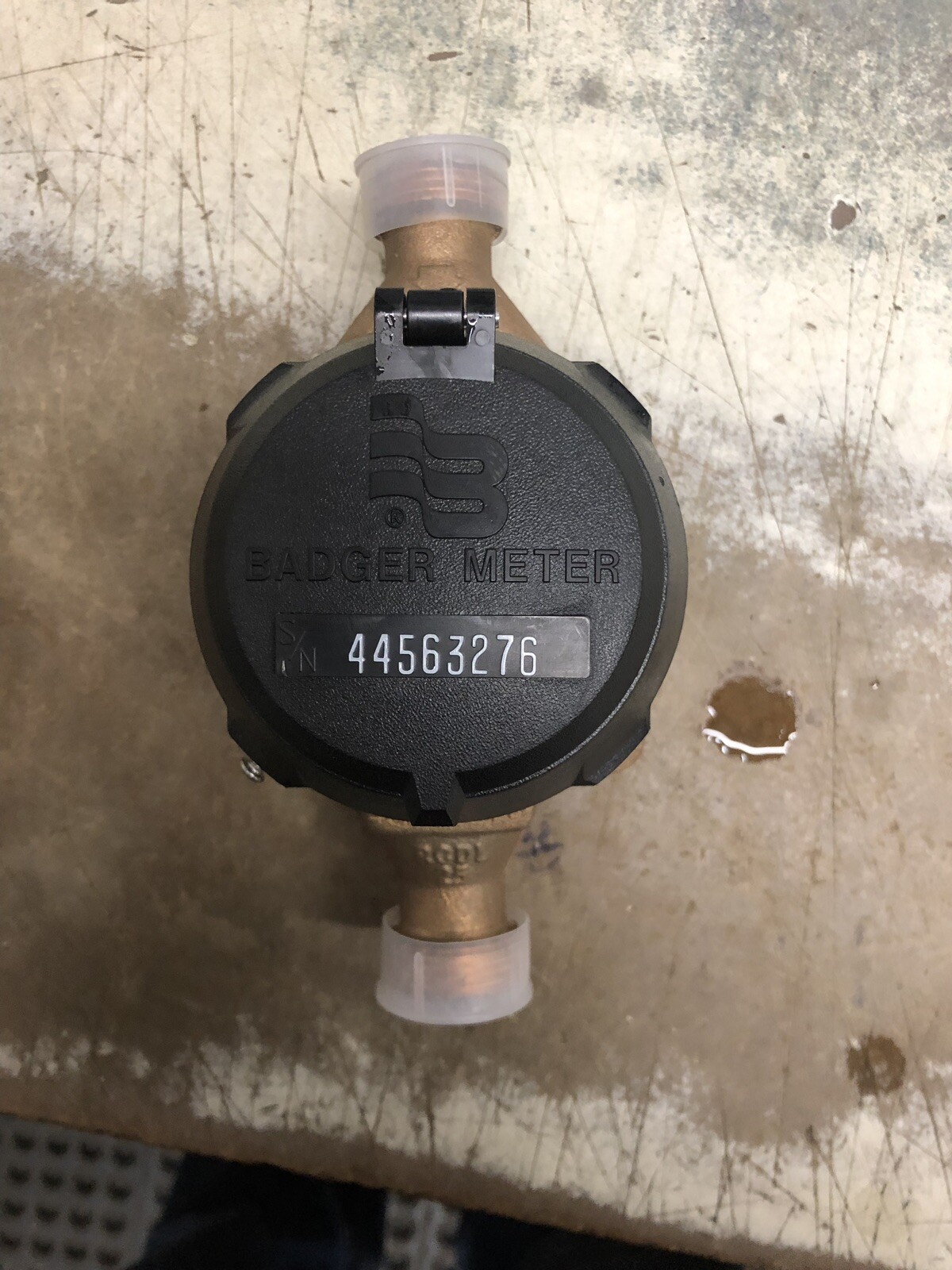 New Nsf-61 Badger 5/8x3/4 M25 Brass Water Meter Gallons!