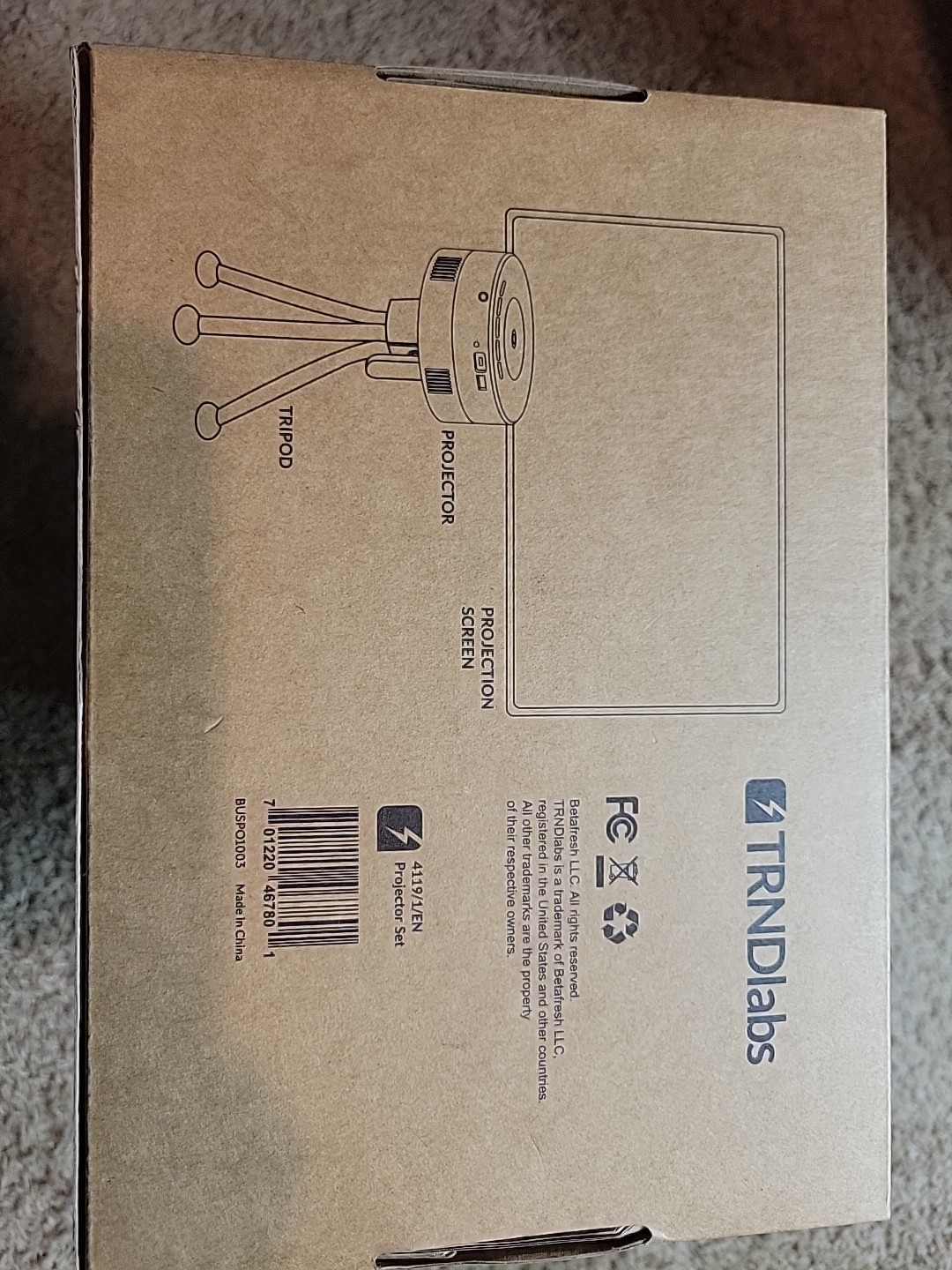 TRNDlabs Projector Set - New in box! 4119