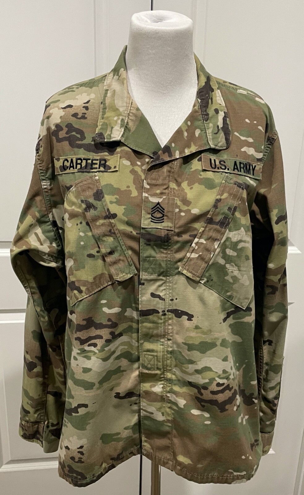 OFFICIAL U.S. ARMY ISSUE - ACU JACKET - OCP -MEDIUM REGULAR -USED