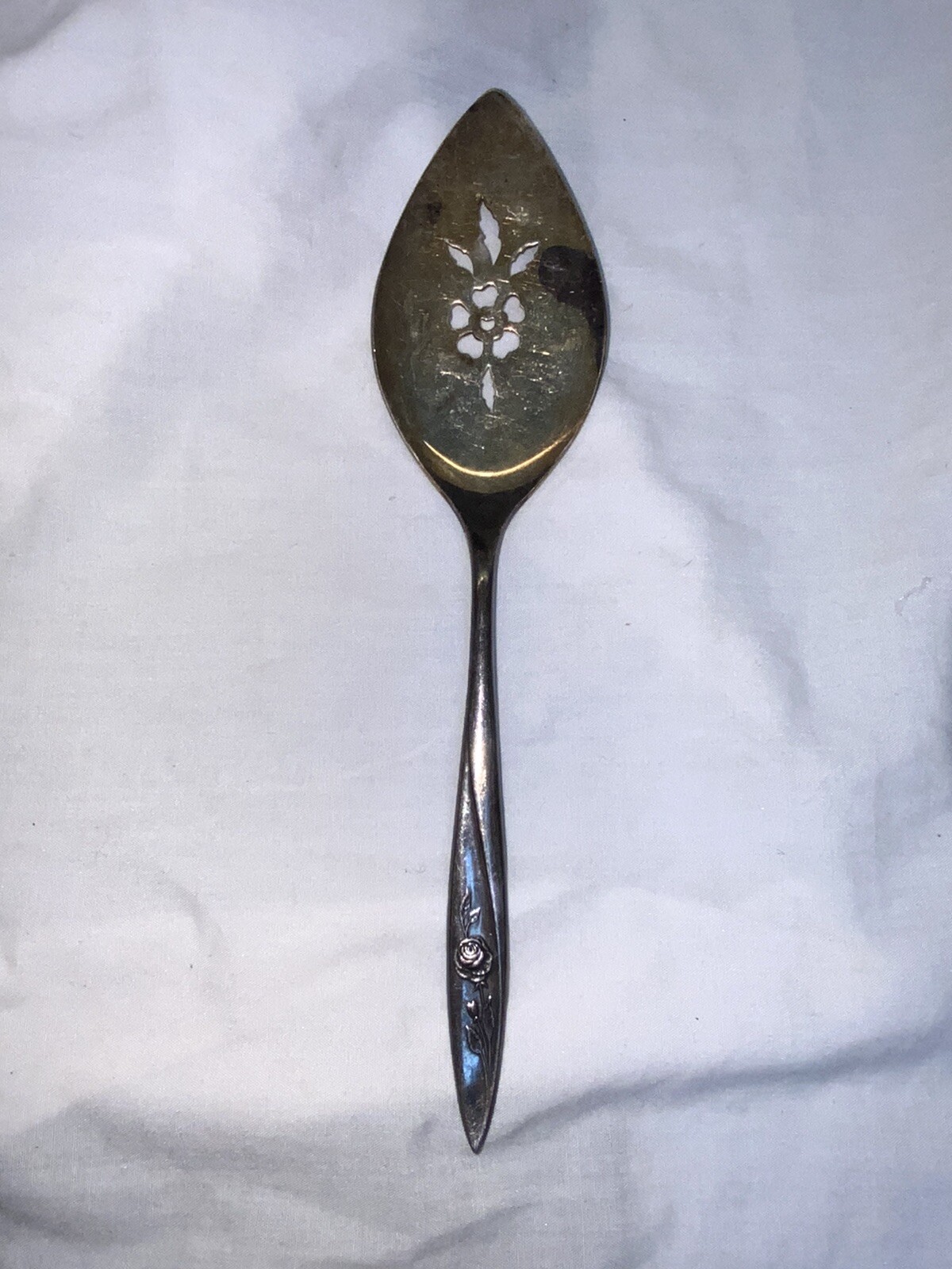 MORNING ROSE Oneida Community silverplate  Solid Pierced Pie Server