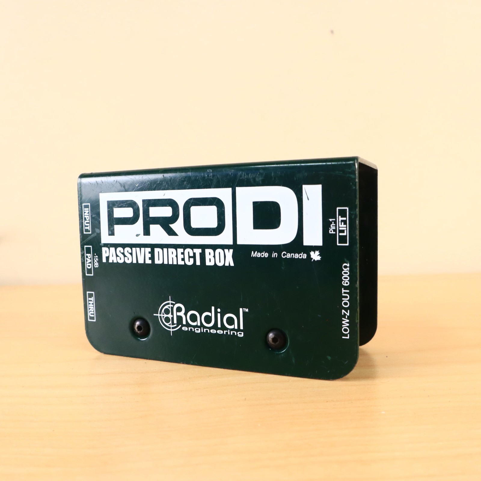 Radial Engineering ProDI Passive Direct Box Pro DI